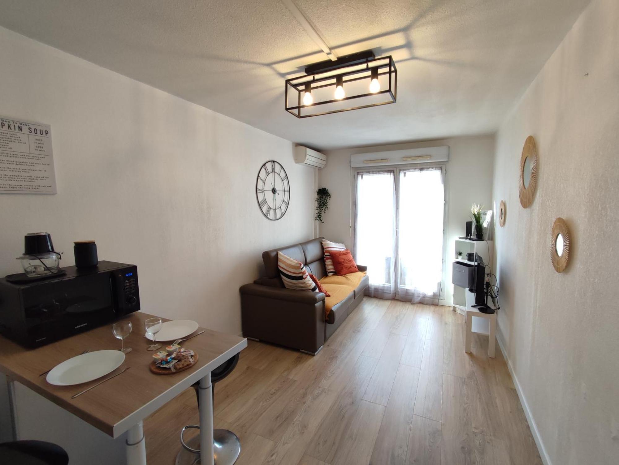 Appartement Climatise Tout Equipe A 6Min De La Gare St Charles Marsella Exterior foto
