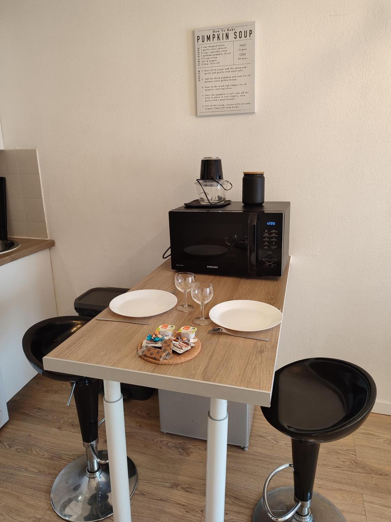 Appartement Climatise Tout Equipe A 6Min De La Gare St Charles Marsella Exterior foto